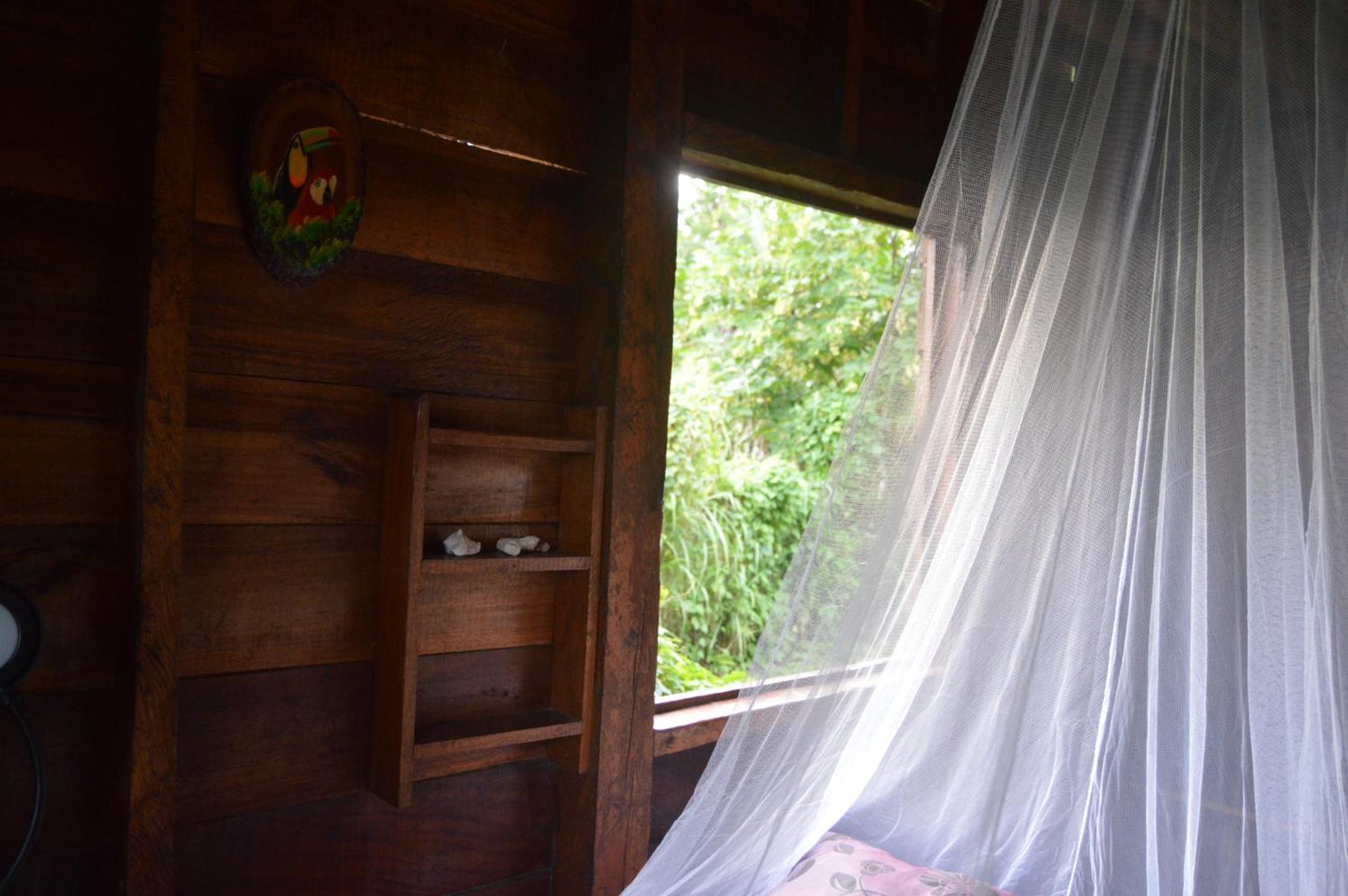 Beverly'S Hill Guest House Bocas Town Oda fotoğraf