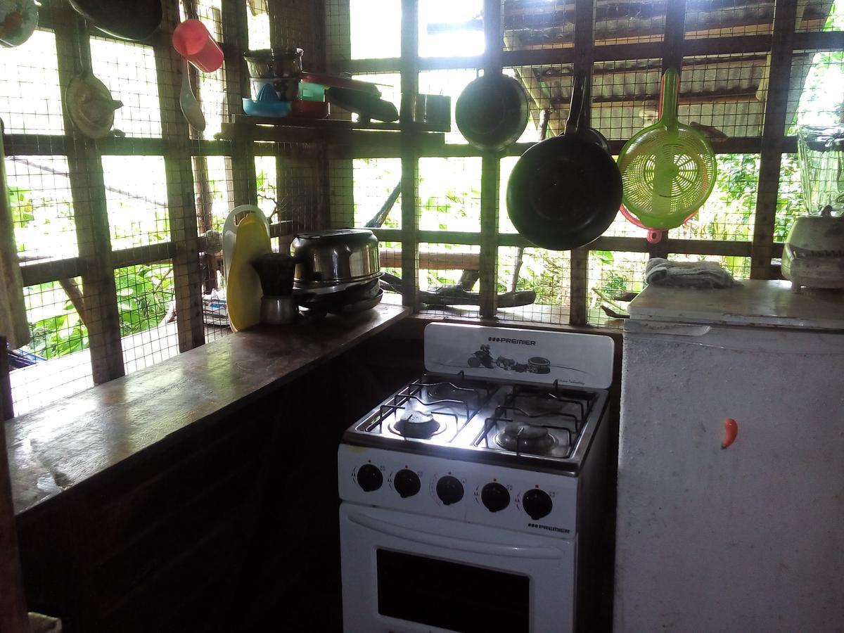 Beverly'S Hill Guest House Bocas Town Dış mekan fotoğraf